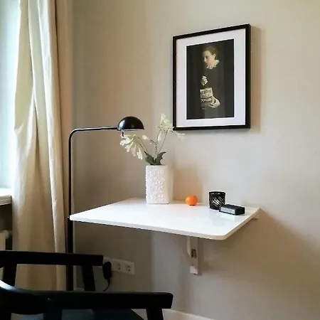 Schoener Wohnen Im Denkmal - Grosszuegig Geschnitten, Kostenfreies Wlan *