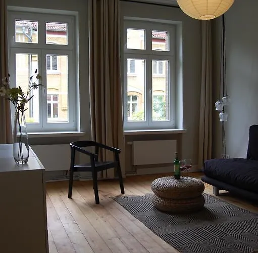 Schoener Wohnen Im Denkmal - Grosszuegig Geschnitten, Kostenfreies Wlan Apartament Lipsk