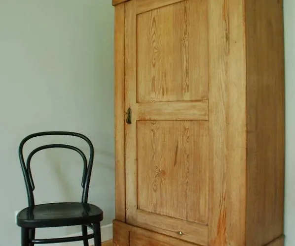 Schoener Wohnen Im Denkmal - Grosszuegig Geschnitten, Kostenfreies Wlan Apartament