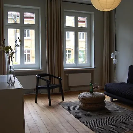 Schöner Wohnen Im Denkmal - Großzügig Geschnitten, Kostenfreies Wlan Apartamento Leipzig