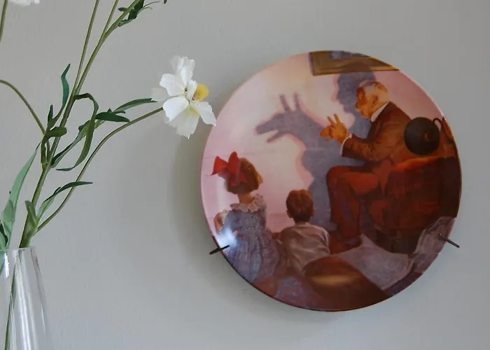 Schoener Wohnen Im Denkmal - Grosszuegig Geschnitten, Kostenfreies Wlan * Leipzig