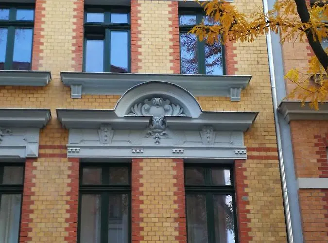 Schoener Wohnen Im Denkmal - Grosszuegig Geschnitten, Kostenfreies Wlan * Leipzig